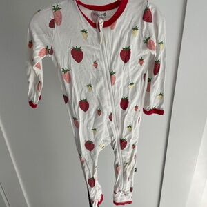 Kyte Baby 6-12 months zip ups